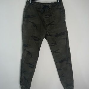 American Eagle outfitters Men’s joggers